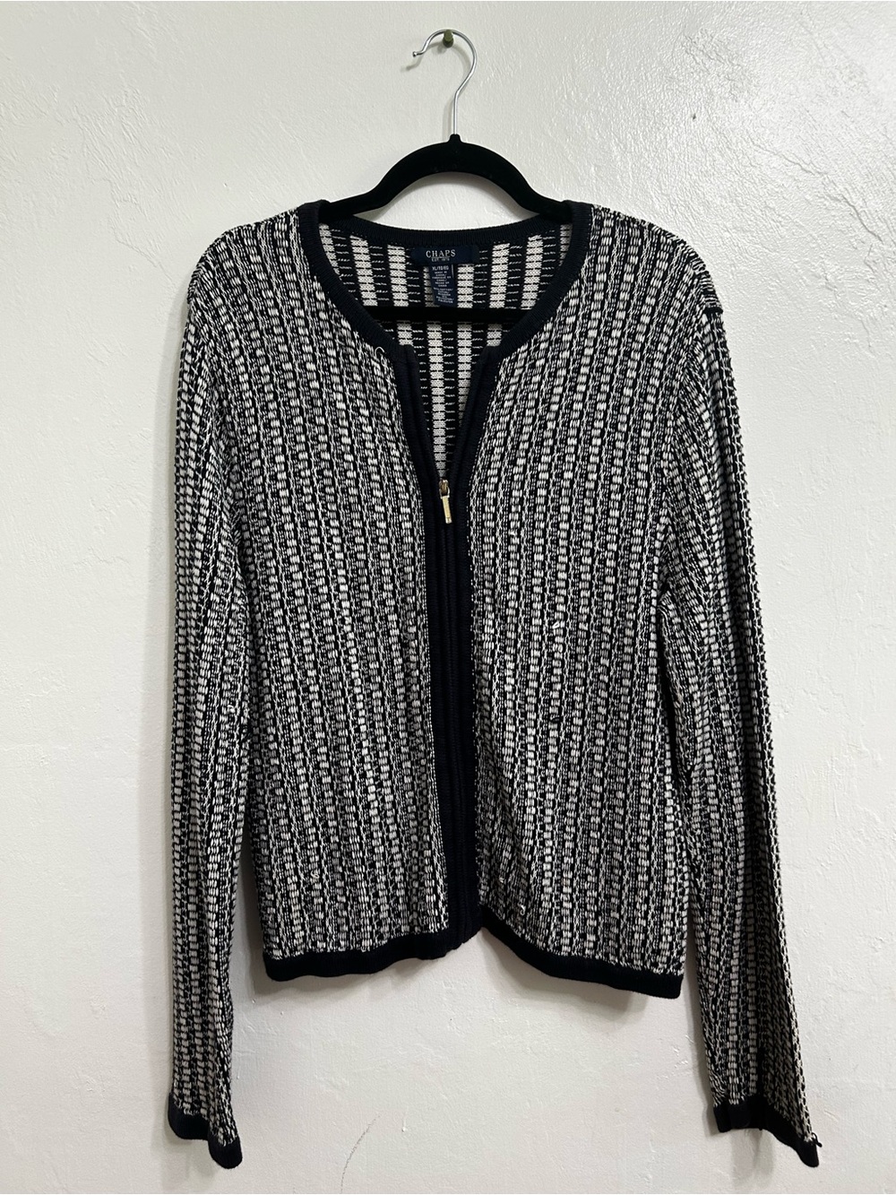 Chaps Black & White Zip-Front Knit Cardigan